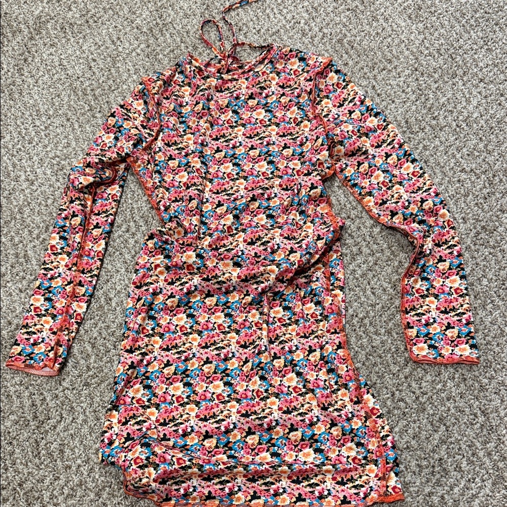 Floral Long Sleeve Backless Dress